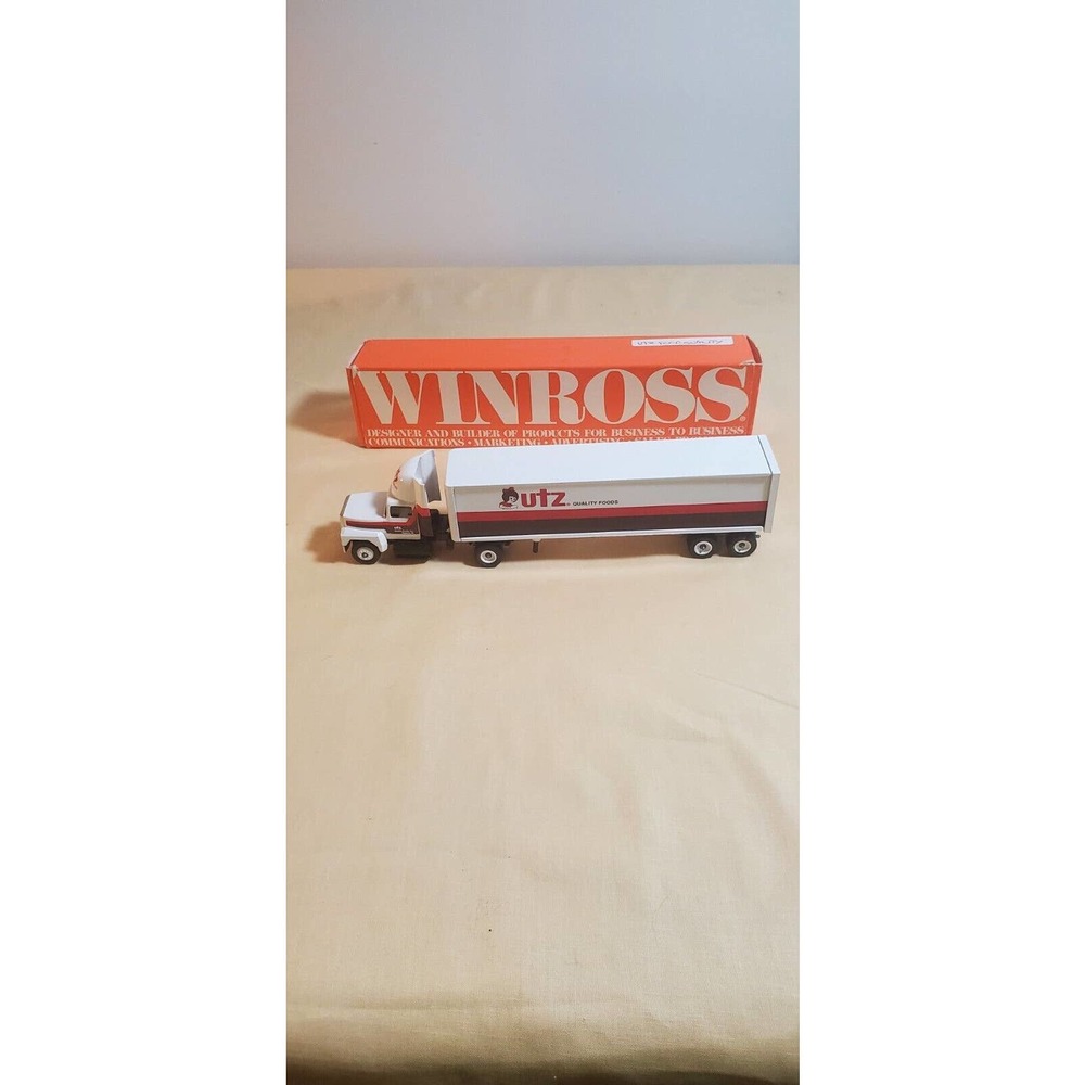 Winross Utz Quality Foods Hanover PA Ford 9000 Single Axle